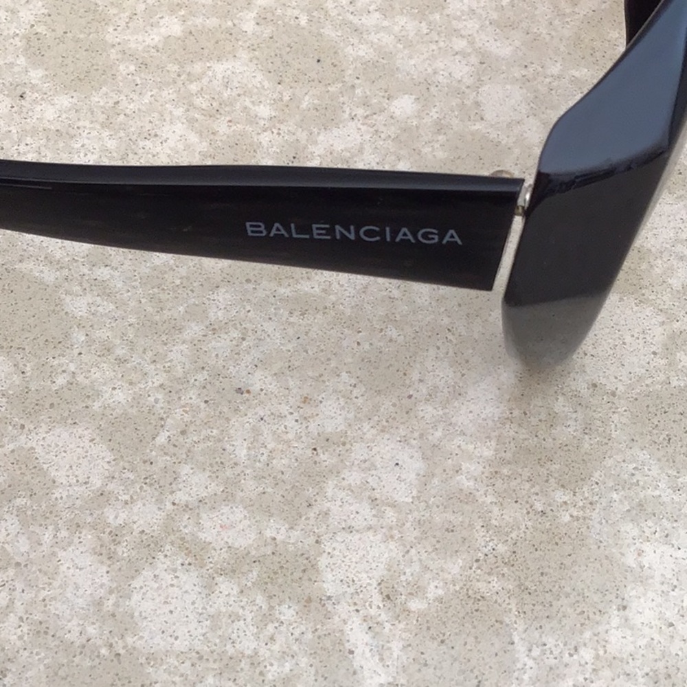 Balenciaga glasses - Picture 2 of 5